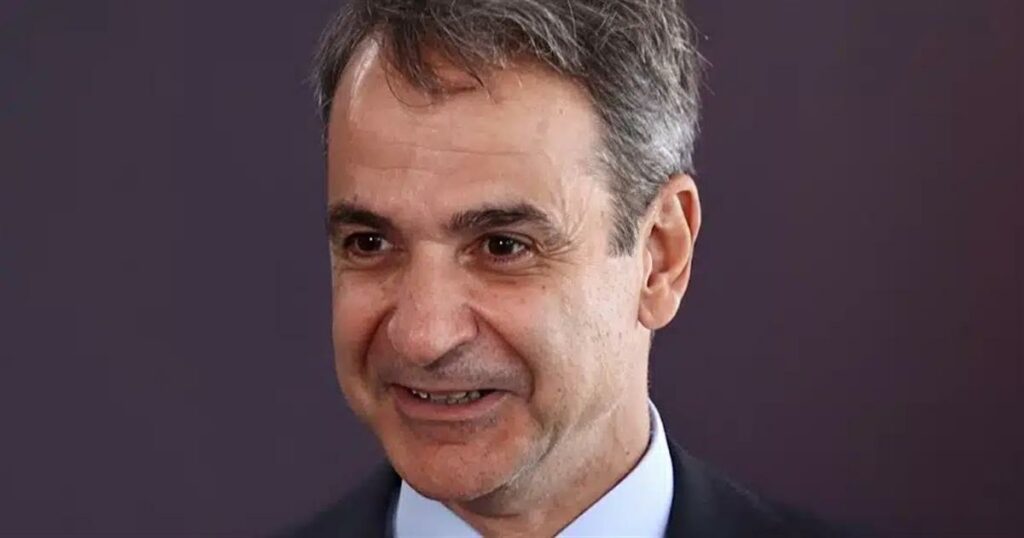 Μητσοτάκης: «Ο εθνικός μας στόλος φτάνει πλέον τους 17 δορυφόρους σε τροχιά»