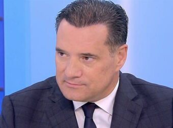 Ξανά σε κοκομπλόκο ο Άδωνις Γεωργιάδης σε τηλεοπτική εκπομπή (Βίντεο)
