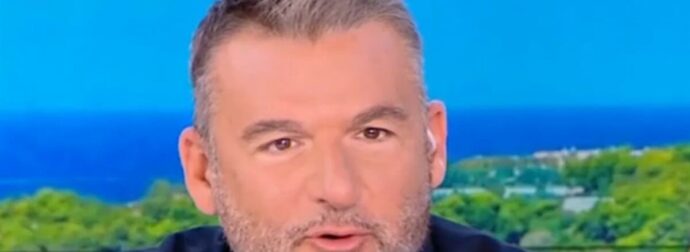 Γιώργος Λιάγκας: «Μου την έπεσε ο καθηγητής που μου έκανε ιδιαίτερα στο σπίτι, μου έπιασε το μπούτι» (video)