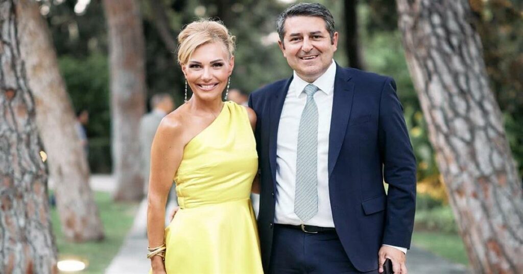 Τίνα Μεσσαροπούλου: Η αθέατη πλευρά μιας τιτάνιας μάχης 26 ημερών δίπλα στον Γιώργο Μυλωνάκη