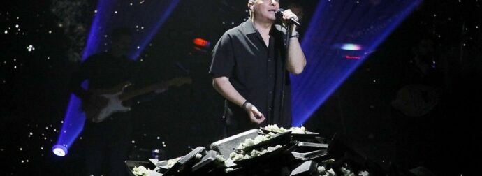 Αντώνης Ρέμος:  Σε συναυλία στην Κωνσταντινούπολη – Υποστήριξε πως είμαστε ενωμένοι με τους Τούρκους και πως όλα τα άλλα είναι μα@@ες
