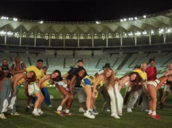 Η βασίλισσα του Μουντιάλ επιστρέφει: Η Shakira θα κυκλοφορήσει το επίσημο τραγούδι της διοργάνωσης – Πάρτε μία γεύση!