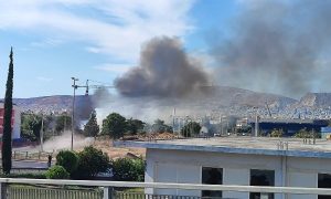 ΤΕΡΑΣΤΙΑ ΦΩΤΙΑ ΤΩΡΑ ΣΤΟΥ ΡΕΝΤΗ – ΗΧΕΙ ΤΟ 112: «ΚΛΕΙΣΤΕ ΠΟΡΤΕΣ ΚΑΙ ΠΑΡΑΘΥΡΑ!» – ΣΟΚ ΜΕ ΤΟ ΤΙ ΚΑΙΓΕΤΑΙ – ΔΙΝΕΙ ΜΑΧΗ Η ΠΥΡΟΣΒΕΣΤΙΚΗ