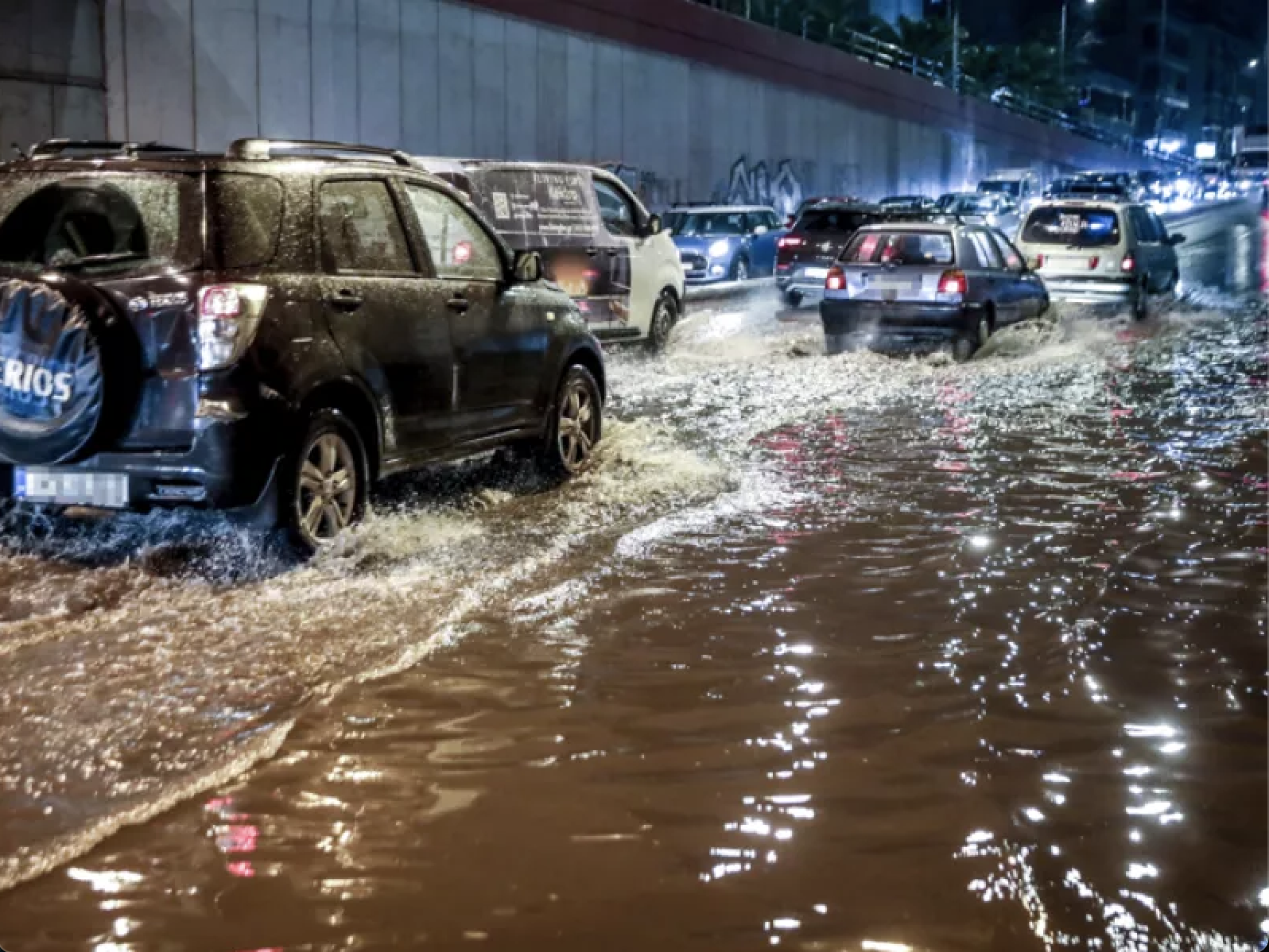 Εκτακτό: Ξεκίνησε η κακοκαιρία, πού βρέχει αυτήν την ώρα, ποιες περιοχές θα ακολουθήσουν