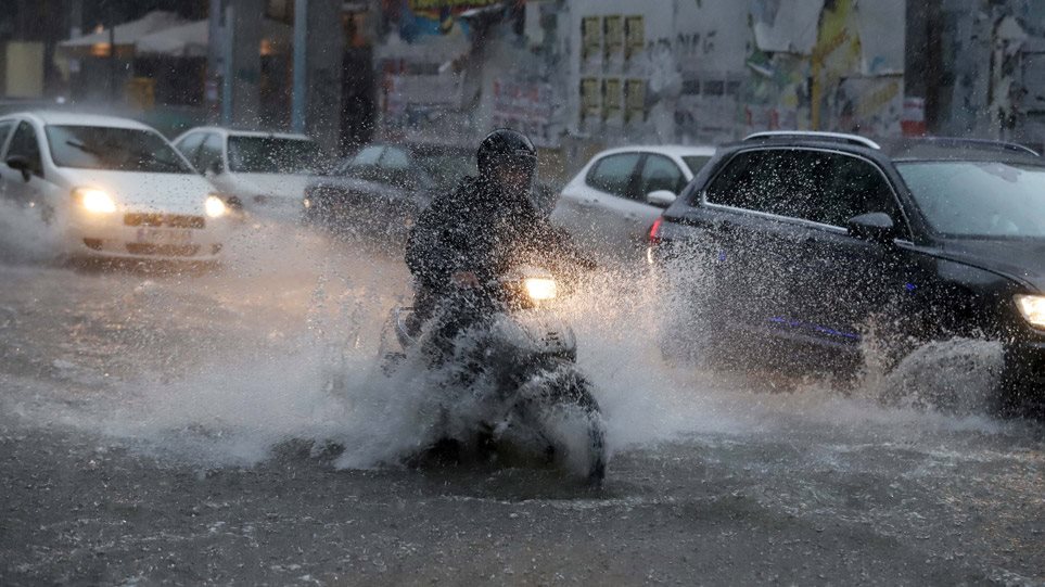 Καιρός – Κολυδάς: Πότε έρχονται δυνατές βροχές – Ποια περιοχή μπαίνει στο «στόχαστρο»