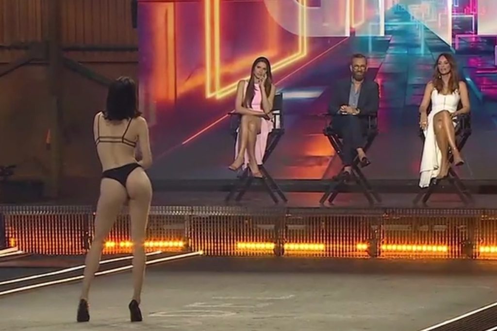 Χαμός στο GNTM με την Σταυρούλα: Τρελάθηκαν οι κριτές, μάλλον βρήκαμε… τη νικήτρια – Πήρε «ναι» από όλους και αποθεώθηκε από Ηλιάνα και Μαγγίρα
