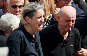 Σπάει την σιωπή του για πρώτη φορά ο πατέpας του Μαζωνάκη μετά την κηδεία – «Δεν αντέχω άλλο θα το πω»