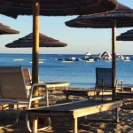 Σoκ στη Βουλιαγμένη: Ο 76χρονος «σπάει» τη σιωπή του μετά τον καβγά και τον θάνατο του 82χρονου