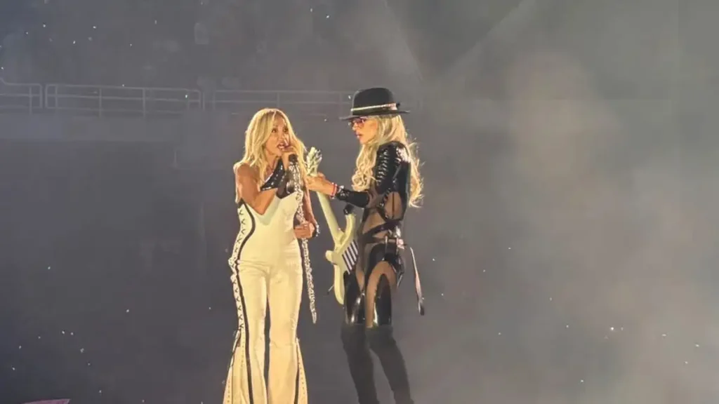 Η Άννα Βίσση και η Orianthi ξεσήκωσαν το ΟΑΚΑ – Βίντεο