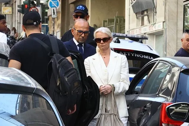 Υπόθεση Μαζωνάκη: Η μισή showbiz στο πελατολόγιο των 2 γιατρών - Ονόματα που δεν περίμενε κανείς