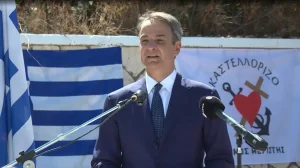 Μήνυμα Μητσοτάκη στην Τουρκία από το Καστελλόριζο: «Δεν δεχόμαστε απειλές και υποδείξεις από κανέναν»
