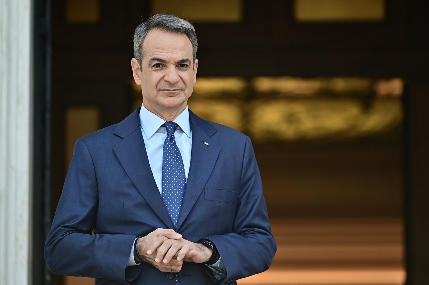 Πολιτικός σεισμός: Συναγερμός από διαppοή προσωπικών στοιχείων Μητσοτάκη, Υπουργών και στρατιωτικών