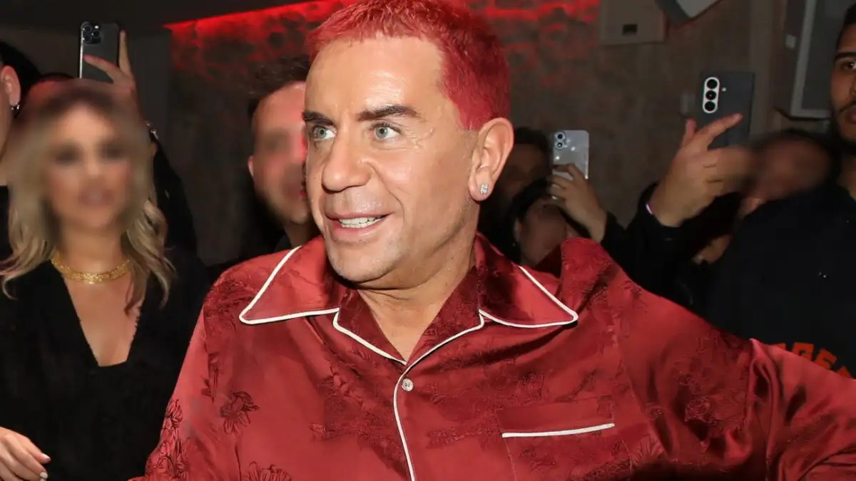 Σπαραγμός στο μνημόσυνο για τον Μαζωνάκη στην ιδιαίτερη πατρίδα του