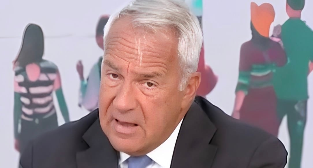  Βορίδης για επιδόματα: «Γιατί να πάω να δουλέψω αν παίρνω 1.000 ευρώ και κάθομαι;»