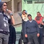 Βίντεο που σε κάνει να δακρύζεις: Όταν ο Μαζωνάκης τραγουδούσε στις γυναικείες φυλακές Κορυδαλλού – Γιατί δεν θέλουν τη Ιωάννα Γάκά οι κρατούμενες