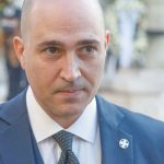 Βαρύ πένθος για τον Κωνσταντίνο Μπογδάνο – Πέθανε ο πατέρας του