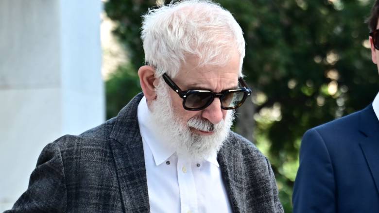 Πέτρος Φιλιππίδης: Επιστρέφει στο θέατρο και ξαναγίνεται σταρ της τηλεόρασης - Ποιο είναι το πρόσωπο-βόμβα που τον στηρίζει;
