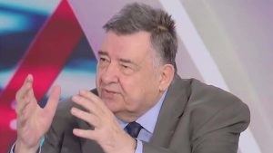 Ο Καρατζαφέρης «βλέπει» 40άρι για τον Μητσοτάκη – «Ο Σαμαράς φθίνει, η Καρυστιανού τα έχει χάσει»