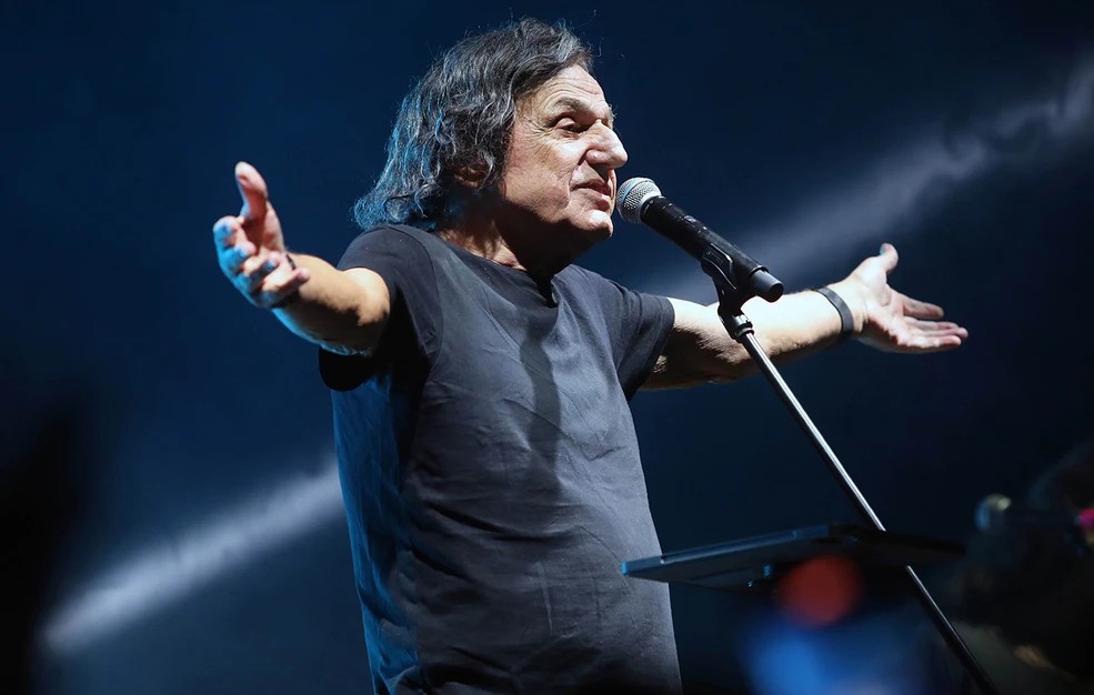 Μόλις μαθεύτηκε η αλήθεια για τον Βασίλη Παπακωνσταντίνου από κοντινό του πρόσωπο