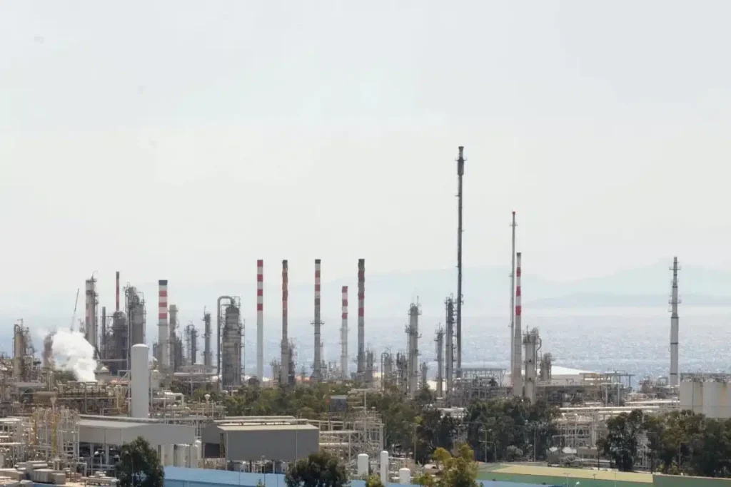 Motor Oil: Η ανακοίνωση της εταιρείας μετά τη νέα έκρηξη