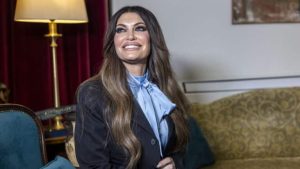 Μετά την αποπομπή της από τη θέση της πρέσβειρας: Το νέο επαγγελματικό βήμα-έκπληξη της Κίμπερλι Γκίλφοϊλ