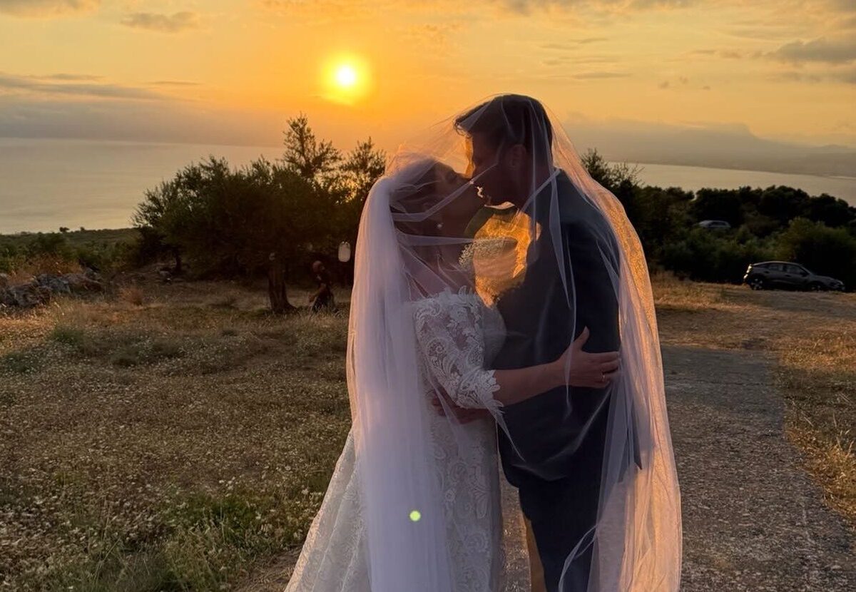 Μόλις μαθεύτηκε για Δανάη Μπάρκα και Φάνη Μπότση: Αuτό δεν το περίμενε κανείς λίγους μήνες μετά τον γάμο τους