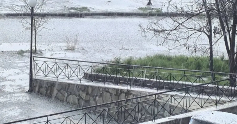 ΕΚΤΑΚΤΟ ΤΩΡΑ Δελτίο επιδείνωσης καιρού: Πού θα χτυπήσουν έντονα φαινόμενα με καταιγίδες και χαλάζι -Βροχές και στην Αττική