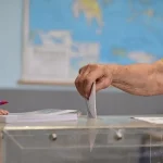 Τρίβουν όλοι τα μάτια τους με το ποσοστό που έδωσαν στο νέο κόμμα Κασιδιάρης σε νέα δημοσκόπηση