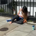 Αυτή είναι η κούκλα 32χρονη γαλαζοαίματη που βρέθηκε αναίσθητη και ξυπόλυτη στον δρόμο – Η κοκαΐνη, το 3χρονο παιδί και η αμύθητη περιουσία