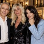 «Είναι στα τάρταρα, δεν την έχουν ξαναδεί έτσι»! Δέκα ώρες κλεισμένη στη βίλα Κούστα χθες – Τι συζήτησαν-ποιοι ήταν παρόντες