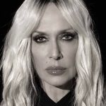 Σε άσχημη ψυχολογική κατάσταση η Άννα Βίσση – Η σύσκεψη στο σπίτι της οικογένειας Κούστα