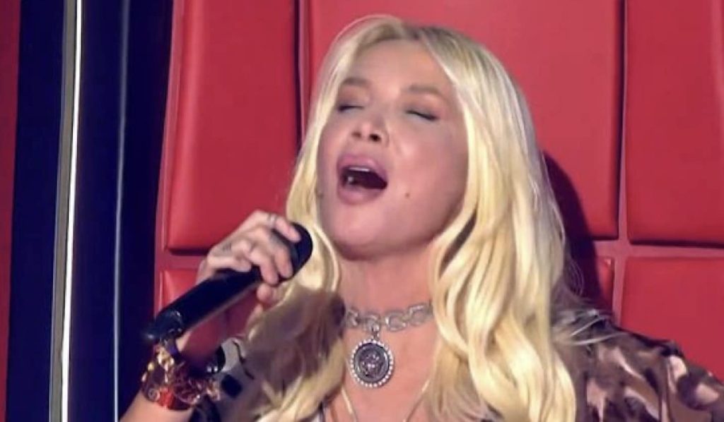 The Voice: Η Πάολα έκανε το χατίρι διαγωνιζόμενου και τραγούδησε Στέλιο Καζαντζίδη με μοναδικό τρόπο