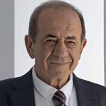 Σοβαρό ατύχημα για γνωστό Έλληνα δήμαρχο – Έπεσε από σκάλες και διασωληνώθηκε