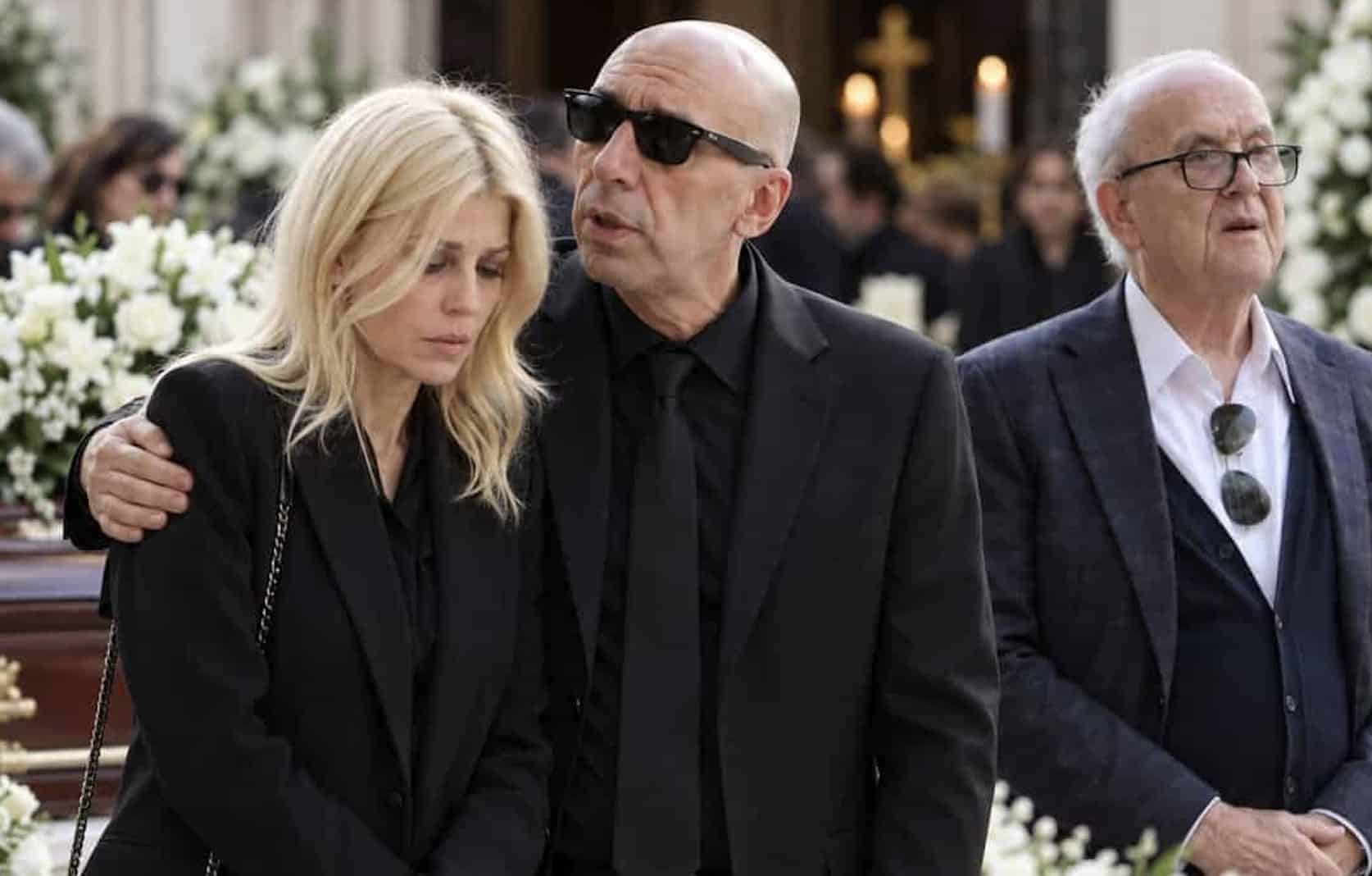 λενα Ράπτη: Αυτή είναι η περιουσία εκατομμυρίων που κληρονομεί από τον πατέρα της-Ράκος στην κηδεία η καλλονή υφυπουργό
