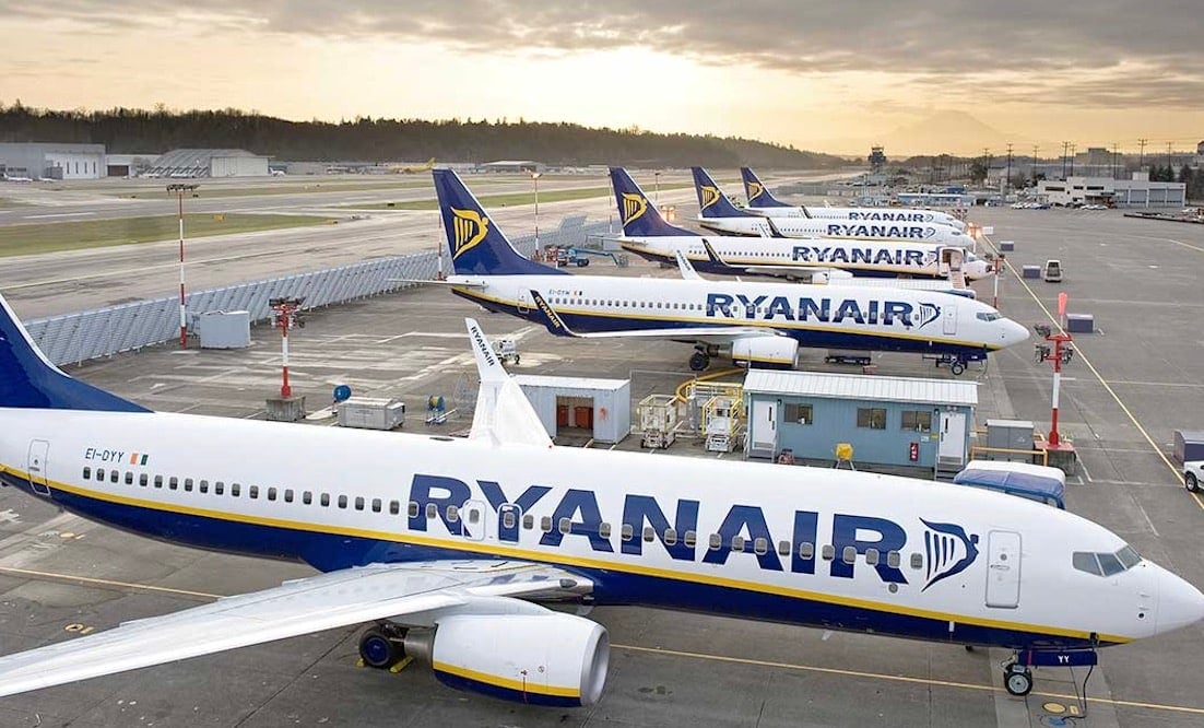 H Ryanair εγκαταλείπει 13 ευρωπαϊκά αεροδρόμια και περικόπτει πτήσεις – Επενδύει 200 εκατ. δολάρια στο Ρίμινι