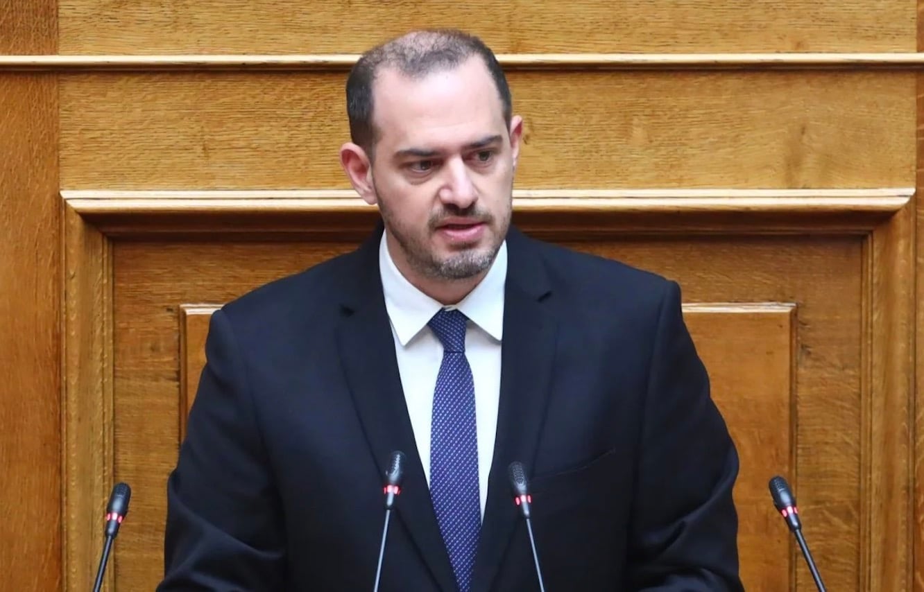 Στο νοσοκομείο εσπευσμένα ο Γιώργος Κώτσηρας - Αισθάνθηκε αδιαθεσία στη Βουλή