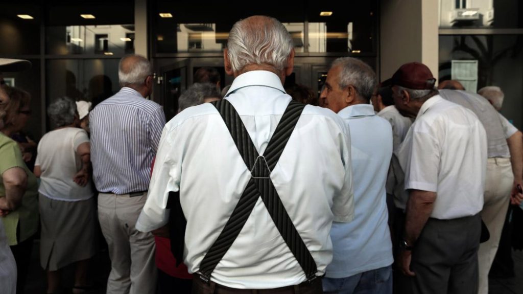 Ανατροπή με τις συντάξεις Νοεμβρίου: Θα δοθούν σε άλλη ημερομηνία – Τι έχει συμβεί αυτόν τον μήνα